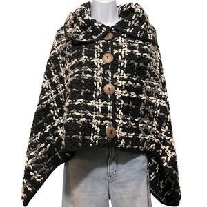Fashion by Mirabeau Black White Plaid Knit Poncho Cape Wrap Button Front